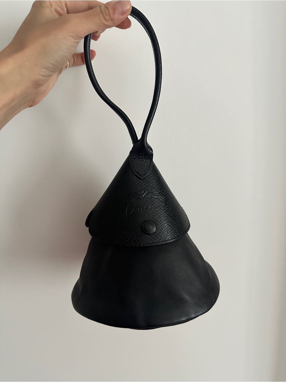 Longchamp Nendo Cone small Handbag Wristlet - black leather